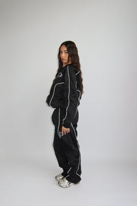 PRIORITY WIND TRACKSUIT SHINE – BLACK