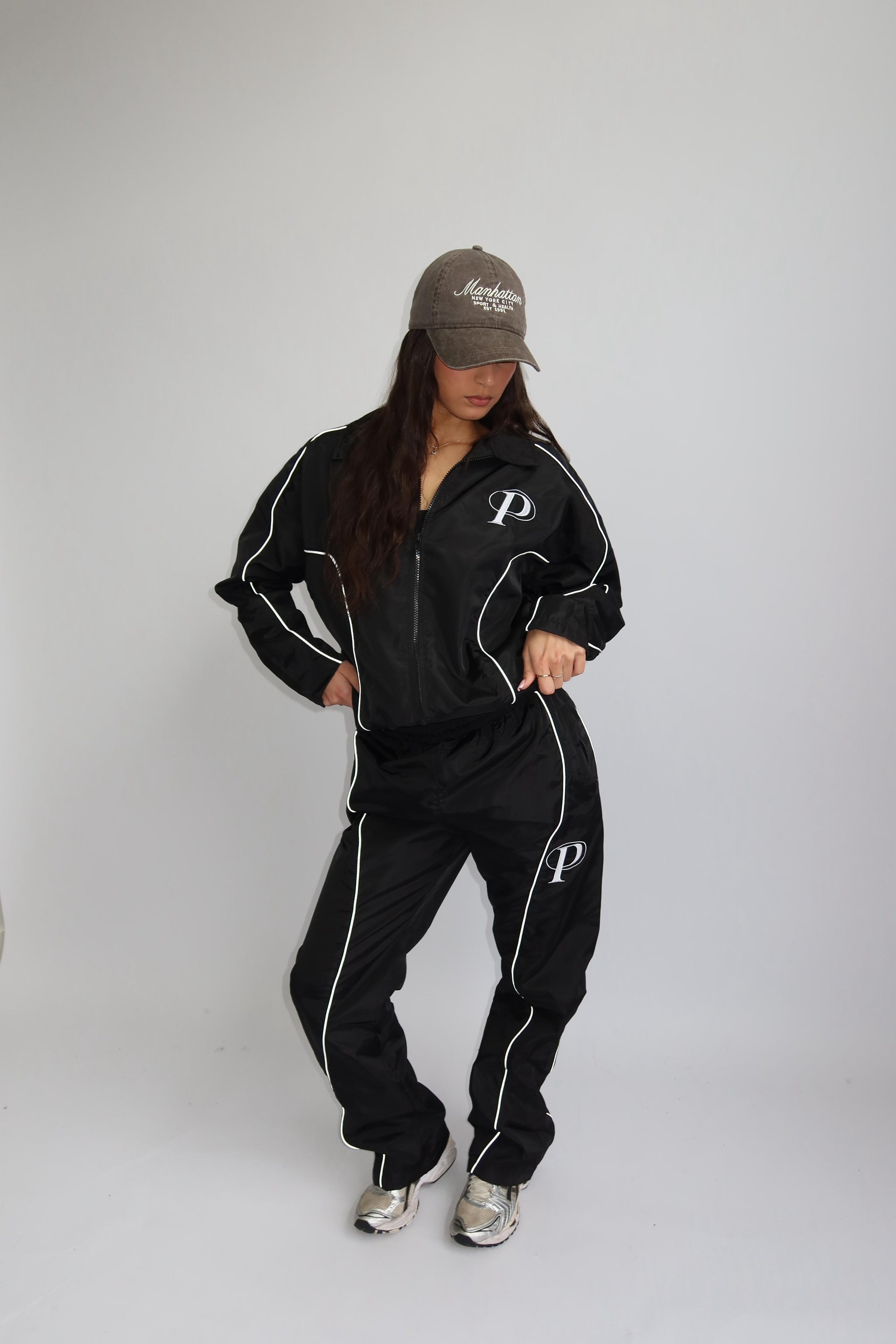 PRIORITY WIND TRACKSUIT SHINE – BLACK