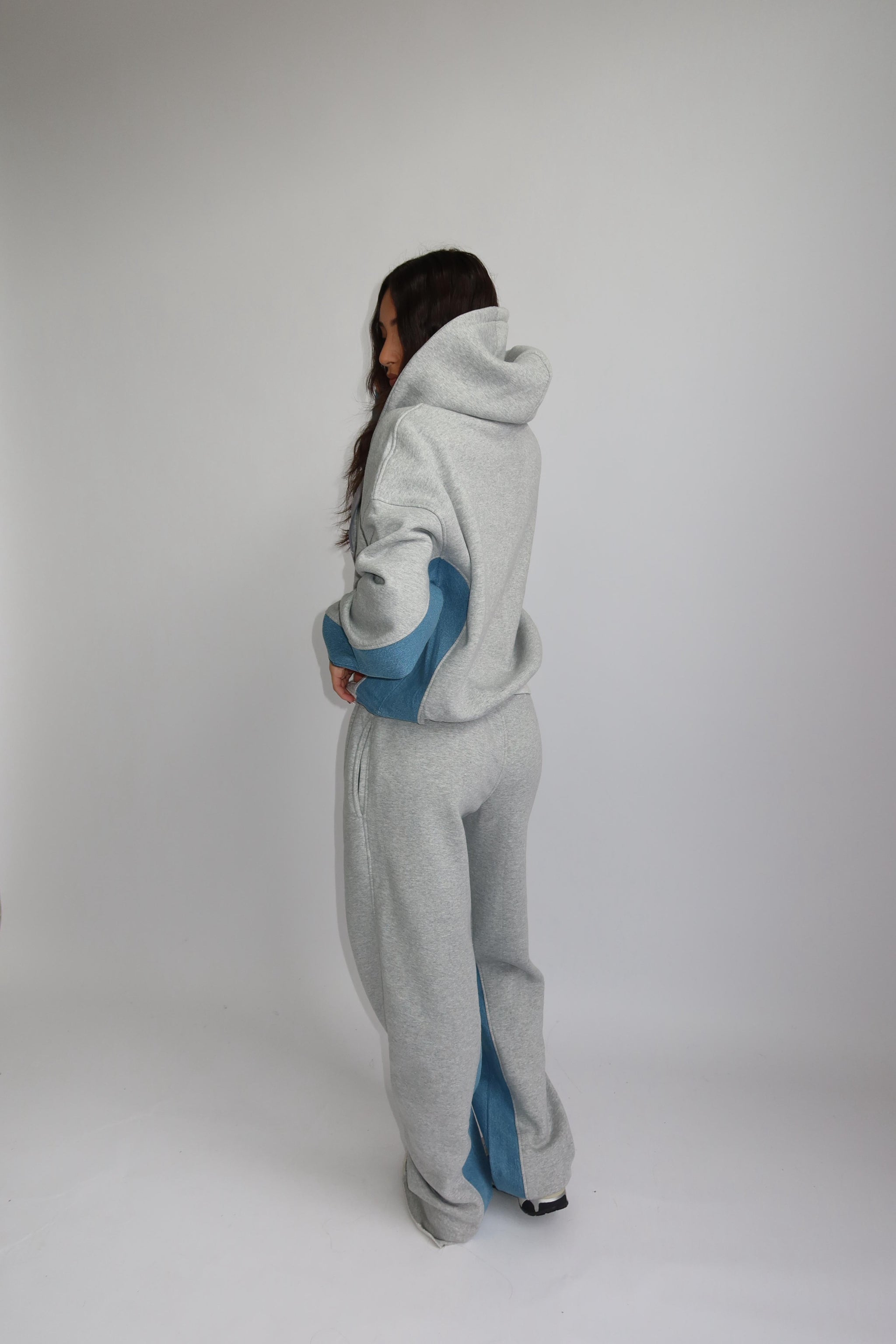 TRACKSUIT WITH DENIM PARTS – MELANGE GRAY