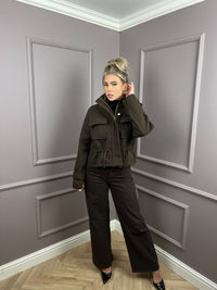 Jessica Bomber Kort Bruin